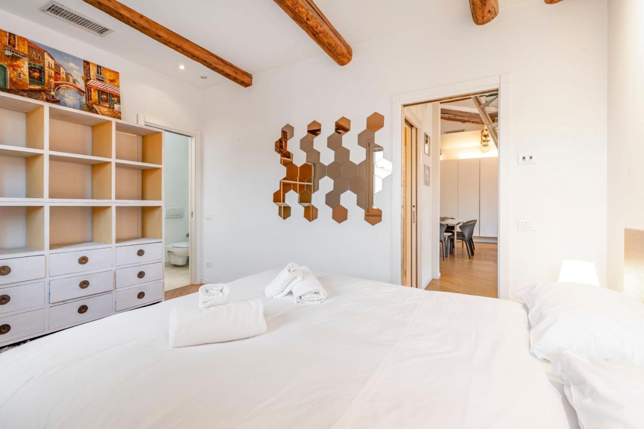 St. Mark Ca' Algi -Apartment With Beautiful Roof Terrace Venice Exterior photo